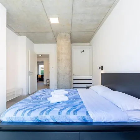 Διαμέρισμα Housmart Toscana 53 White *