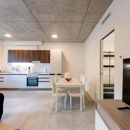 Housmart Toscana 53 White Apartment *
