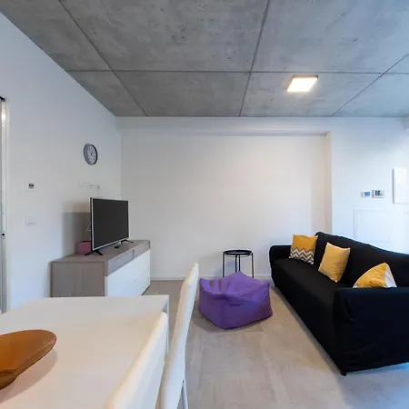 Apartment Housmart Toscana 53 White *