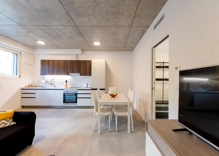 Housmart Toscana 53 White Apartmán *