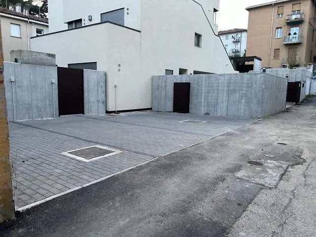 Housmart Toscana 53 White Apartmán Boloňa