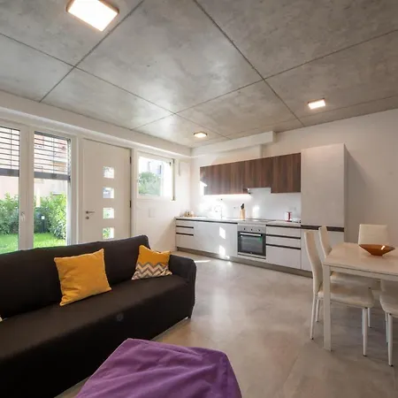 Housmart Toscana 53 White Апартаменты